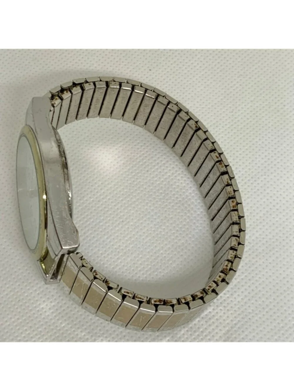 Vintage Accutime corp men’s watch two tone 36mm white dial quartz 7” running